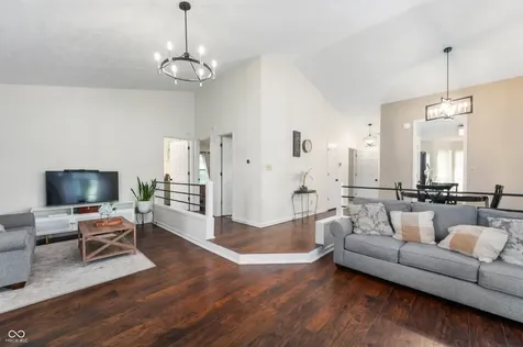 3572 Laureate Court N Indianapolis IN 46214
