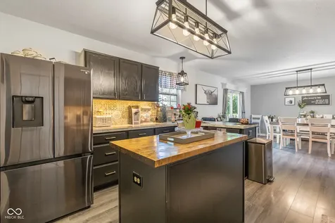 5871 Glen Haven Boulevard Plainfield IN 46168