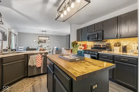 5871 Glen Haven Boulevard Plainfield IN 46168