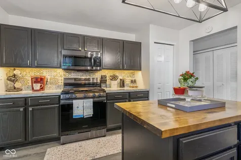 5871 Glen Haven Boulevard Plainfield IN 46168