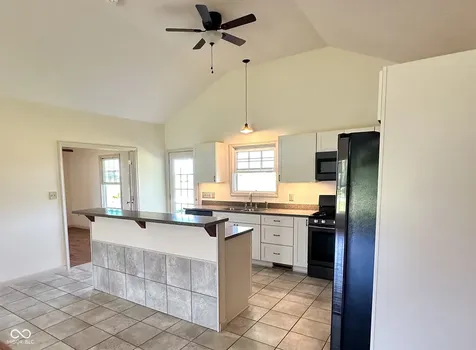 10085 S 400 E Markleville IN 46056