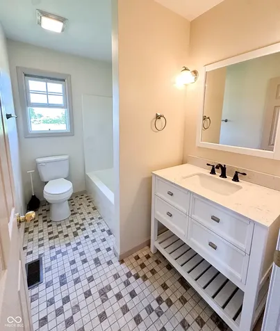 10085 S 400 E Markleville IN 46056