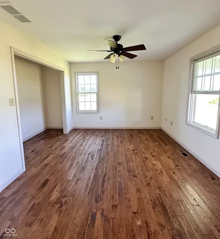 10085 S 400 E Markleville IN 46056