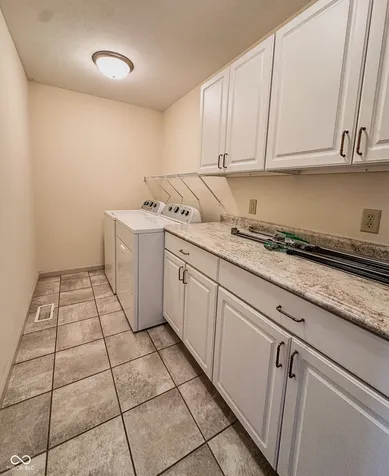 10085 S 400 E Markleville IN 46056
