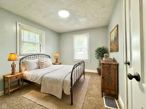 1048 E Berwyn Street Indianapolis IN 46203