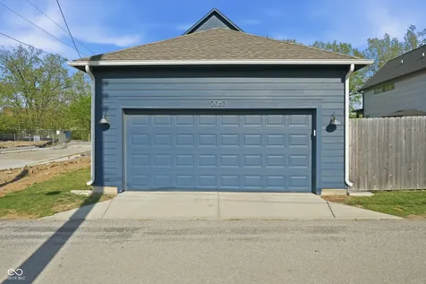 2063 Winthrop Avenue Indianapolis IN 46202