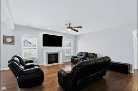 1066 Chesapeake Pointe Drive Lafayette IN 47909