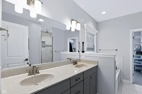 1066 Chesapeake Pointe Drive Lafayette IN 47909