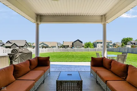1066 Chesapeake Pointe Drive Lafayette IN 47909