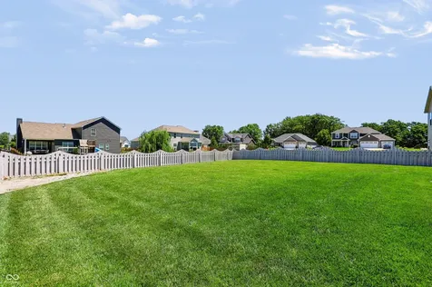 1066 Chesapeake Pointe Drive Lafayette IN 47909
