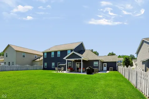 1066 Chesapeake Pointe Drive Lafayette IN 47909