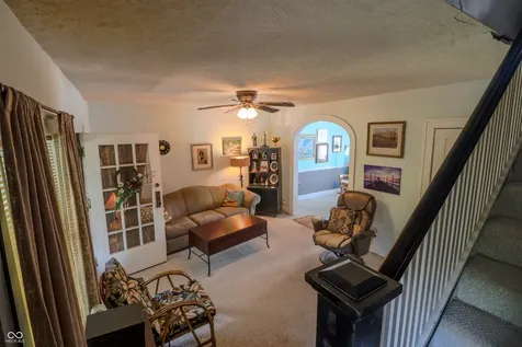 5613 E Washington Street Indianapolis IN 46219