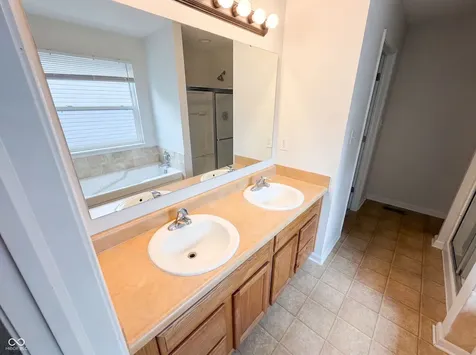 3469 Aylesford Lane Indianapolis IN 46228