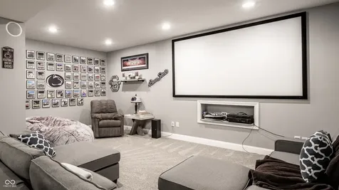 12290 Twyckenham Drive Fishers IN 46037