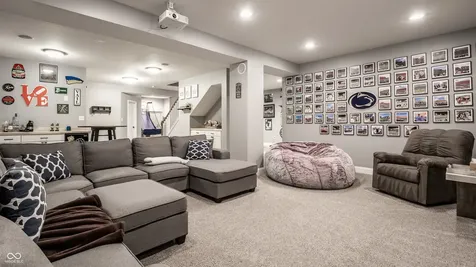 12290 Twyckenham Drive Fishers IN 46037