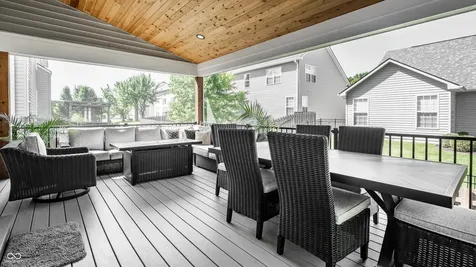 12290 Twyckenham Drive Fishers IN 46037