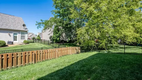 12290 Twyckenham Drive Fishers IN 46037