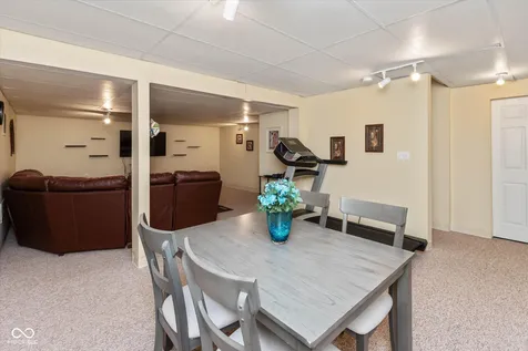 6293 Welker Drive Indianapolis IN 46236