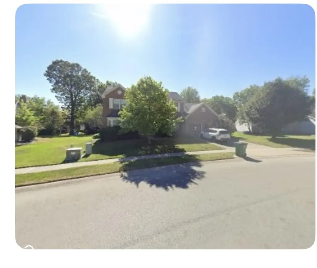 11129 Tufton Street Fishers IN 46038