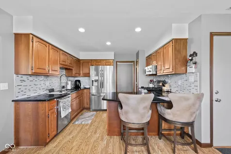 2945 E 200 S Franklin IN 46131