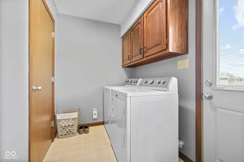 2945 E 200 S Franklin IN 46131