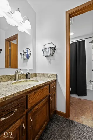 2945 E 200 S Franklin IN 46131