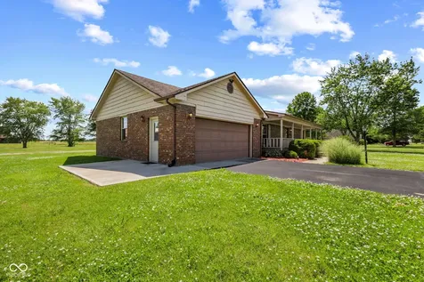 2945 E 200 S Franklin IN 46131