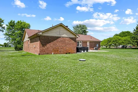 2945 E 200 S Franklin IN 46131