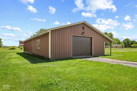 2945 E 200 S Franklin IN 46131