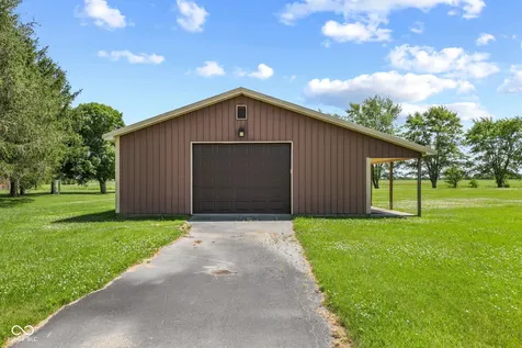 2945 E 200 S Franklin IN 46131