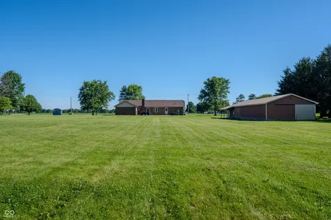 2945 E 200 S Franklin IN 46131
