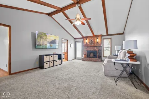 2945 E 200 S Franklin IN 46131