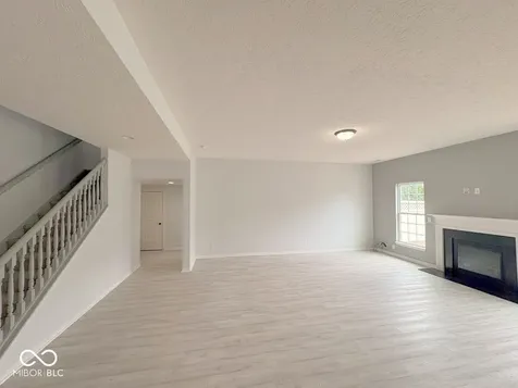 12051 Sanctuary Boulevard Zionsville IN 46077