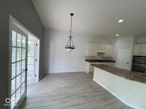 12051 Sanctuary Boulevard Zionsville IN 46077