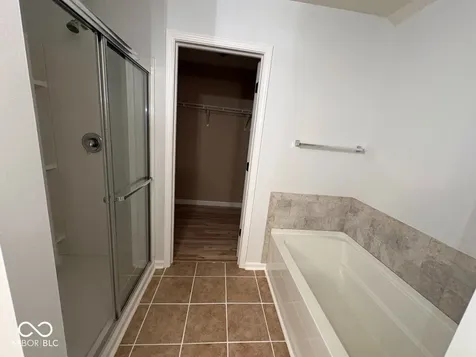 12051 Sanctuary Boulevard Zionsville IN 46077