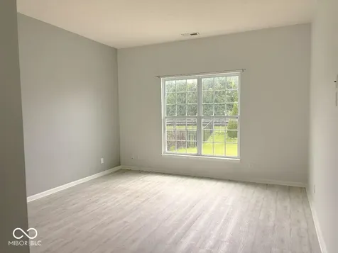 12051 Sanctuary Boulevard Zionsville IN 46077