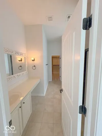 12051 Sanctuary Boulevard Zionsville IN 46077