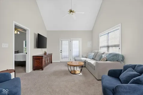 9596 Thradd Street Fishers IN 46038