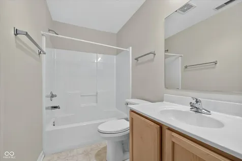 9596 Thradd Street Fishers IN 46038
