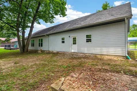 800 N Greensburg Street North Vernon IN 47265