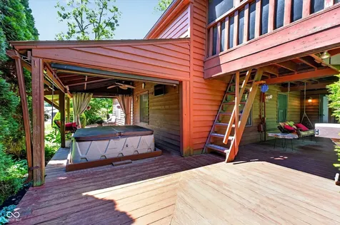 28 Homestead Drive Sheridan IN 46069