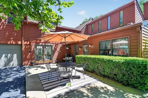 28 Homestead Drive Sheridan IN 46069