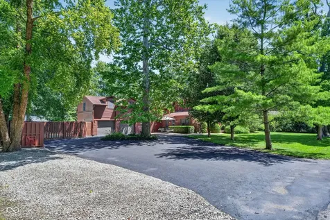 28 Homestead Drive Sheridan IN 46069
