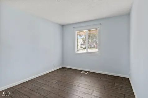 1654 Iowa Street Indianapolis IN 46203