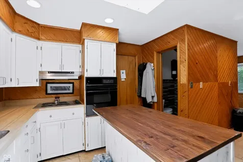 11060 Beechwood Drive W Indianapolis IN 46280
