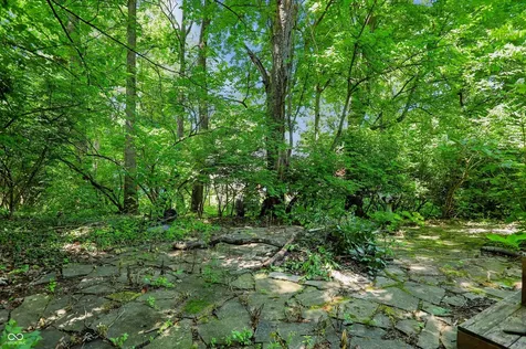 11060 Beechwood Drive W Indianapolis IN 46280