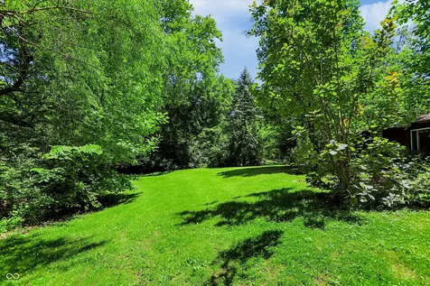 11060 Beechwood Drive W Indianapolis IN 46280