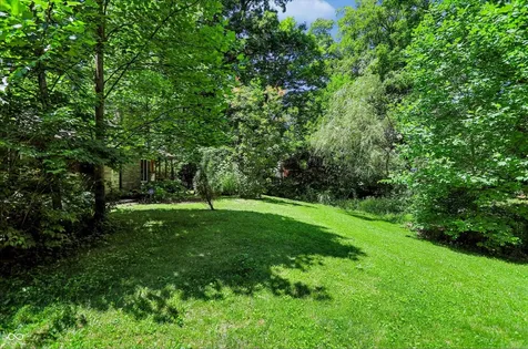 11060 Beechwood Drive W Indianapolis IN 46280