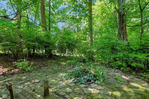 11060 Beechwood Drive W Indianapolis IN 46280