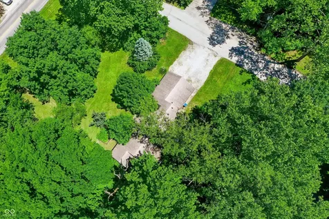 11060 Beechwood Drive W Indianapolis IN 46280